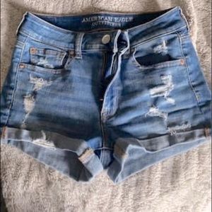 American Eagle size 4 Jean shorts/smoke free home